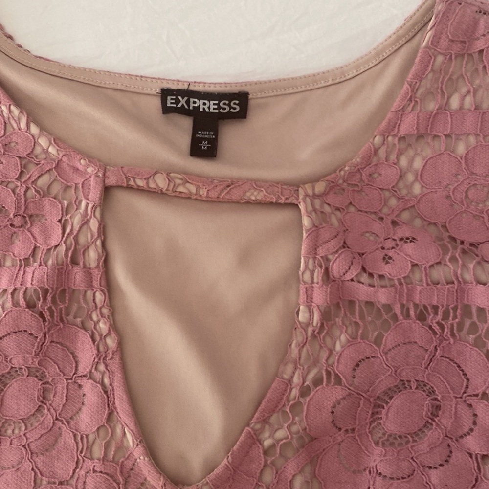 Express Lace Top - Picture 2 of 4